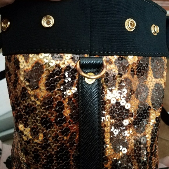 Eric Javits ~ "Wild Thing" Convertible Large Tote - Picture 8 of 8